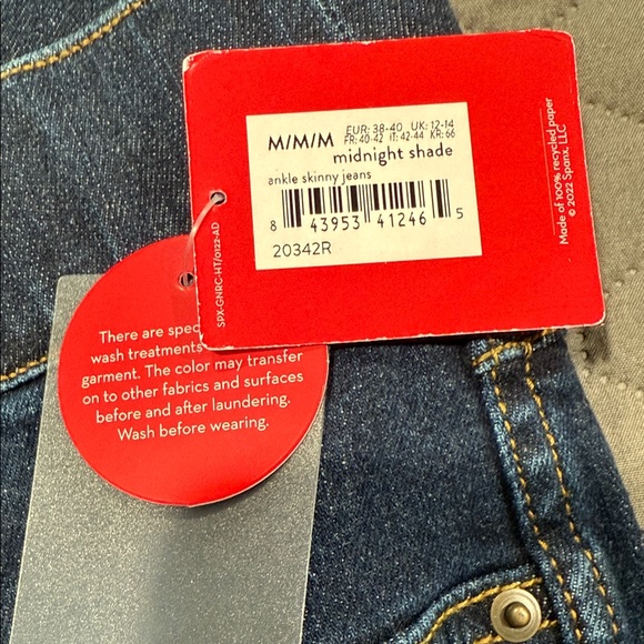 SPANX Classic Indigo Jeans - Picture 3 of 4